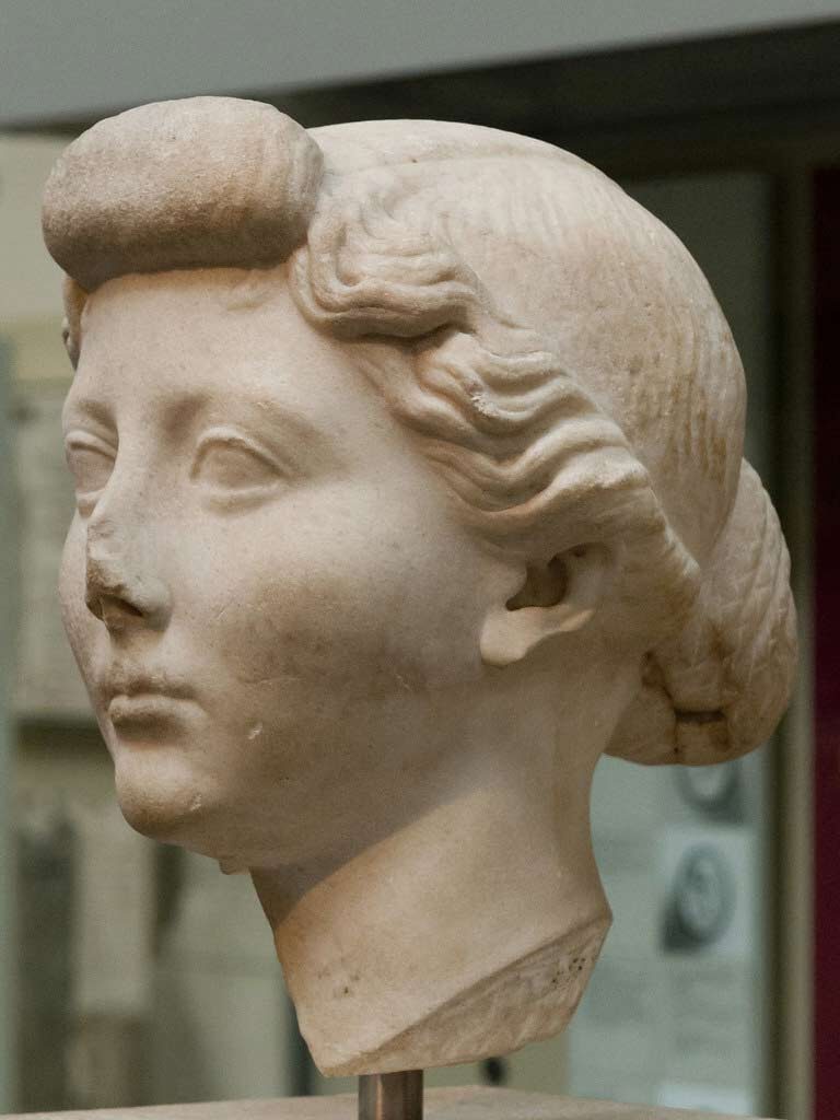 34 Livia Drusilla (Wife of Emperor Augustus) Interesting Facts